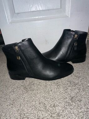 NEW Kate spade short ankle booties